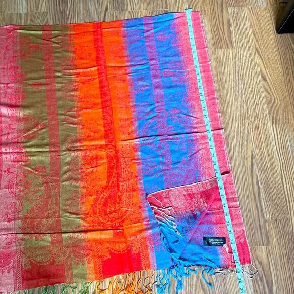 Pashmina Italian Cashmere Silk Paisley Large Scarf Wrap Tassel Fringe NWOT - Picture 7 of 8